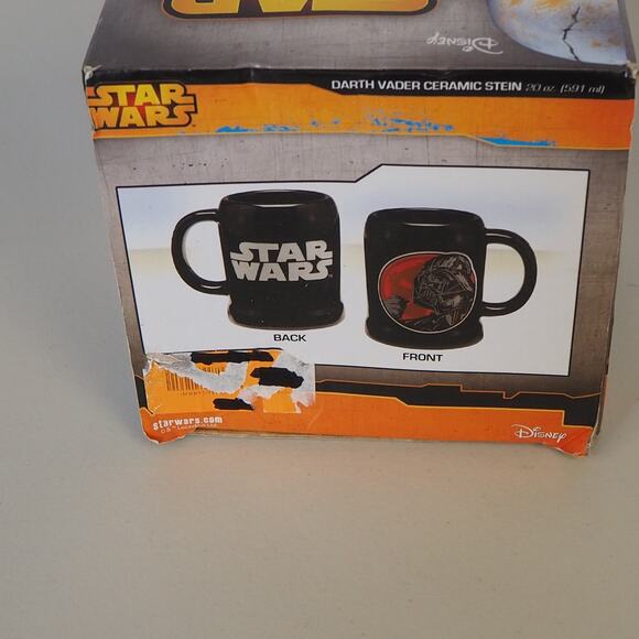 New‎ in Box Official Disney's Star Wars Darth Vader Ceramic Stein 20 oz 591 ml - Picture 5 of 9